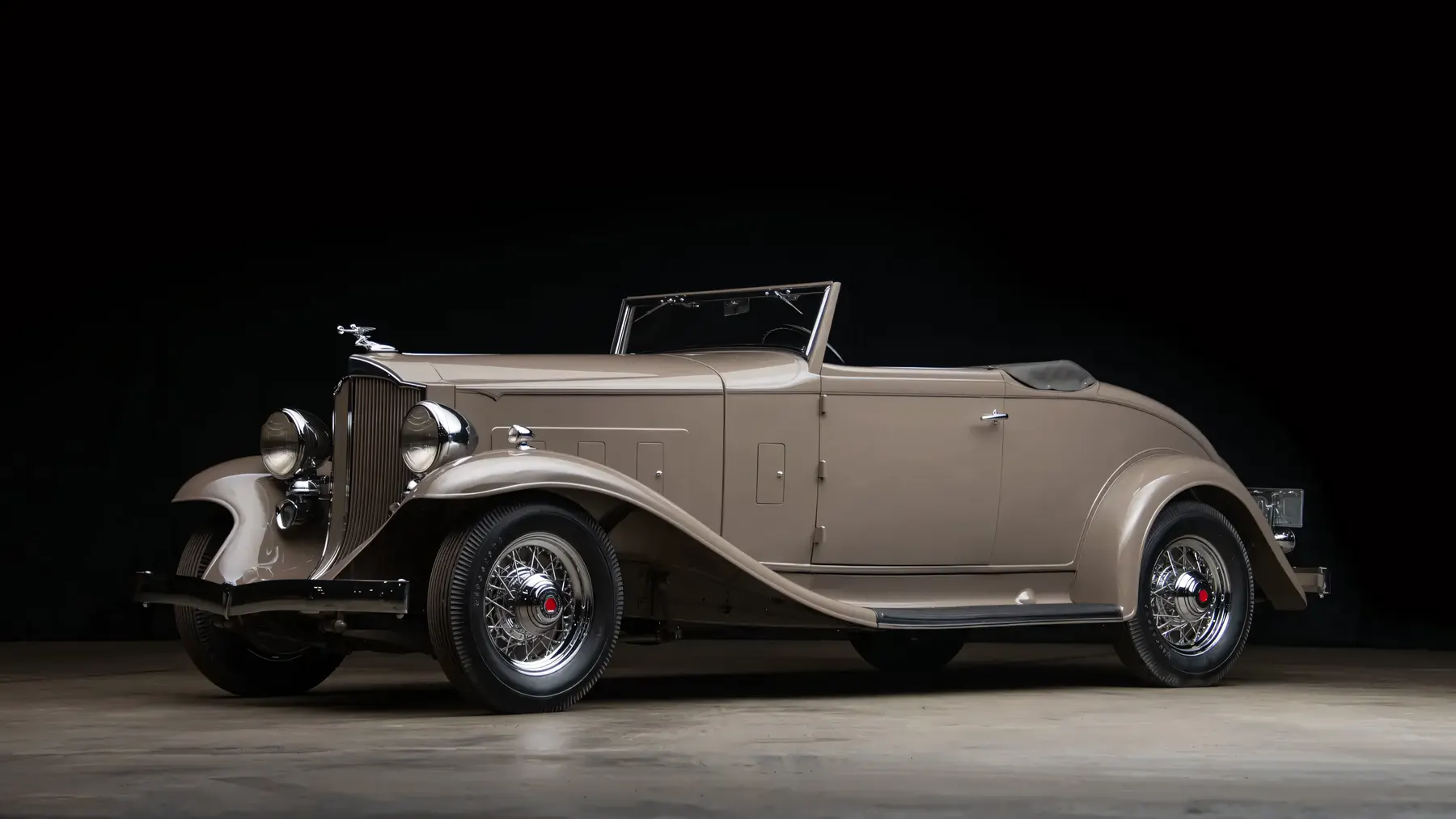 1932 Packard Light Eight Coupe Roadster