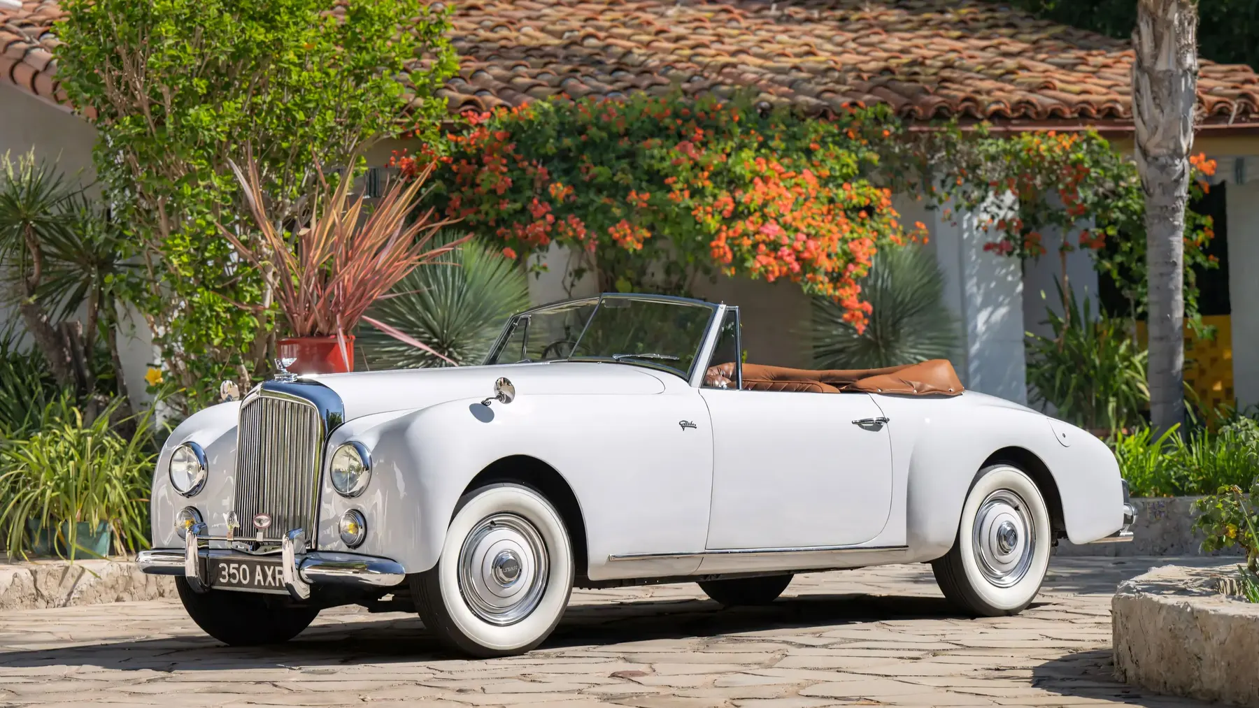 1952 Bentley Mark VI Cabriolet by Graber