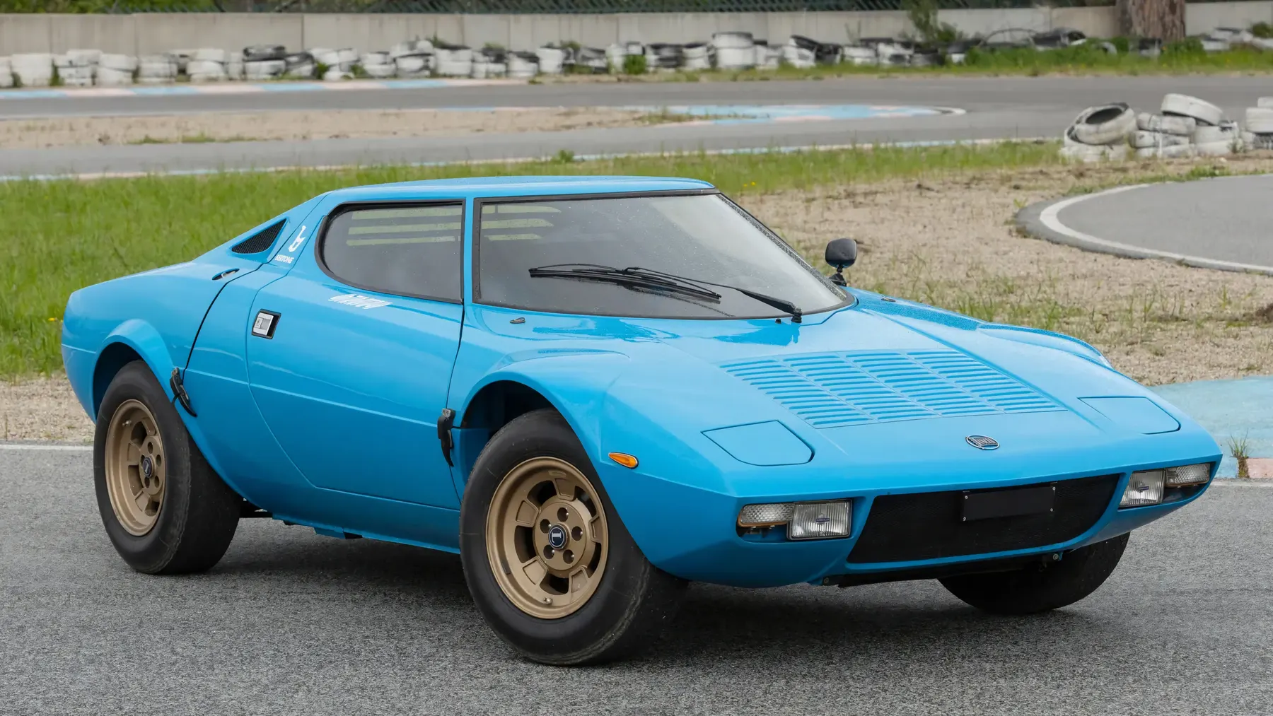 1975