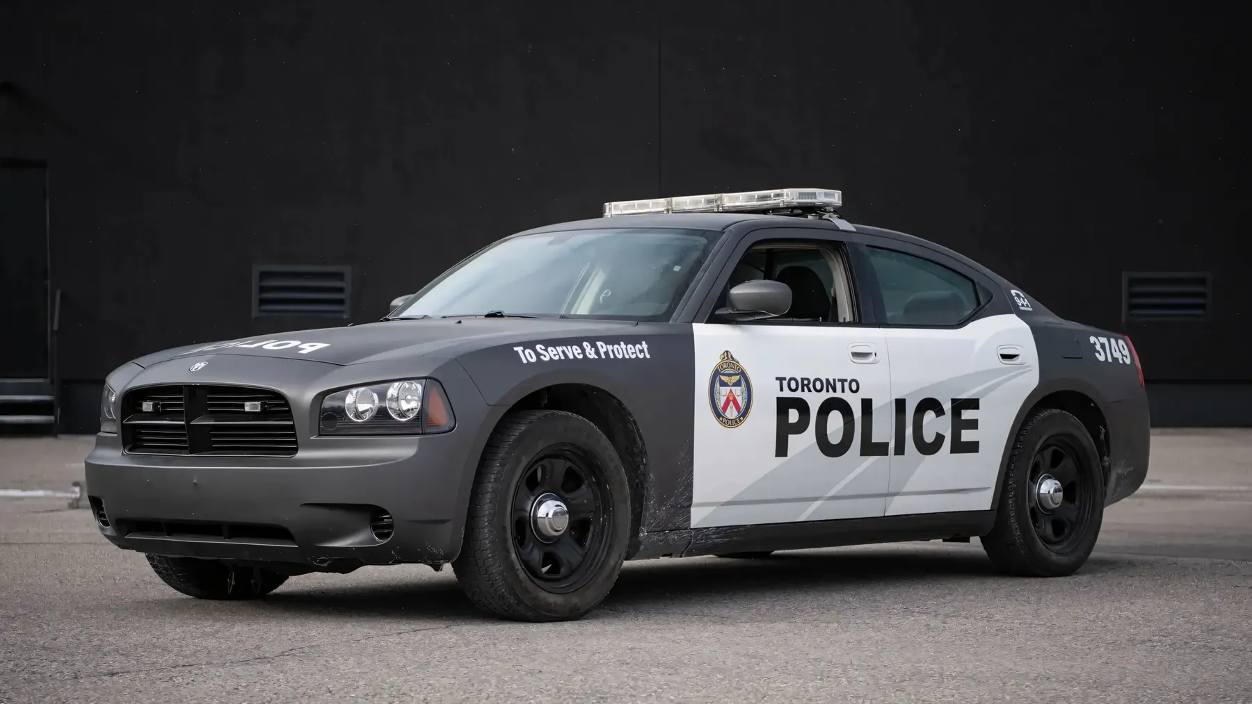 2009 Dodge Charger Pursuit 'Toronto Police'
