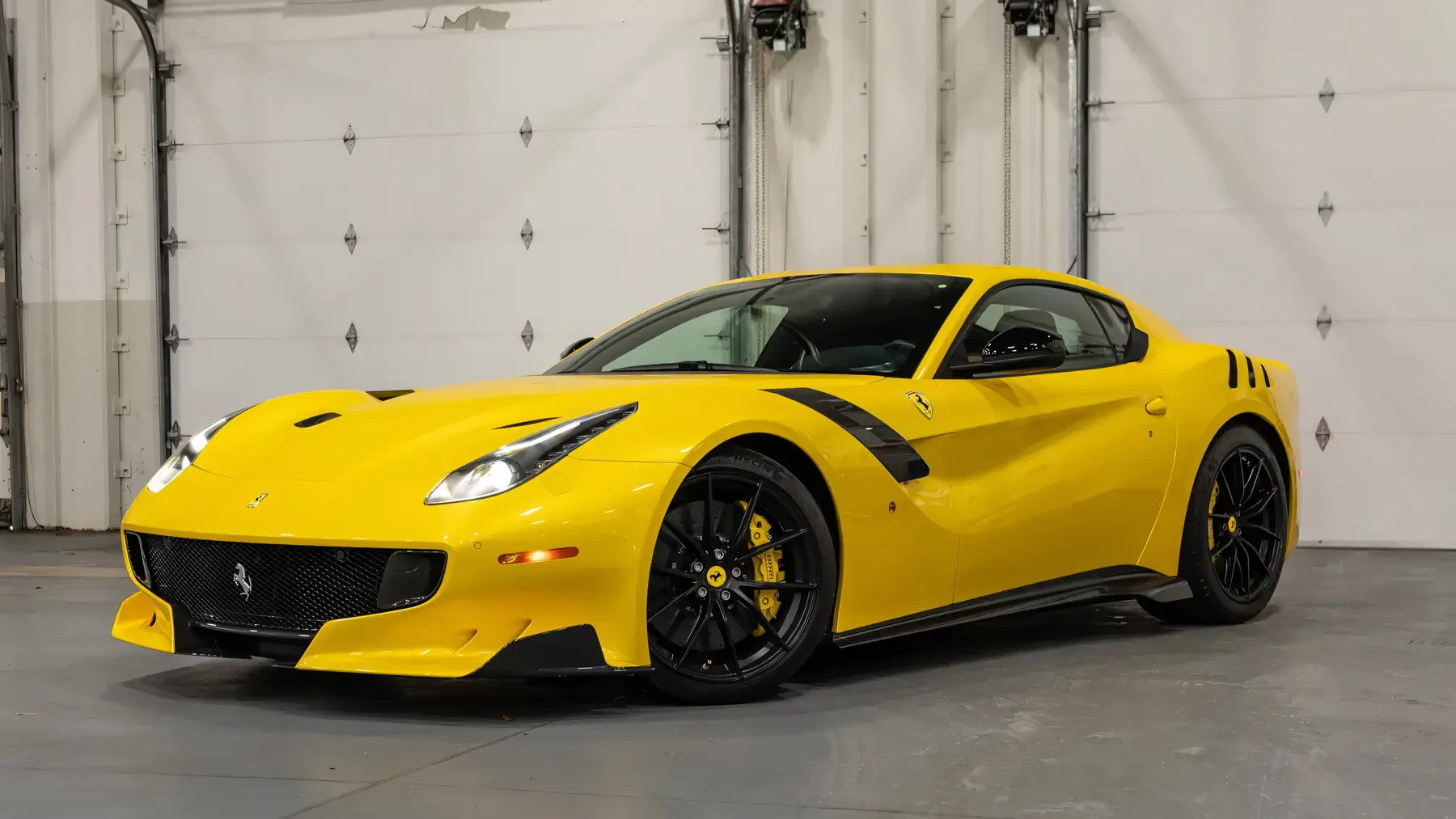 2017 Ferrari F12tdf