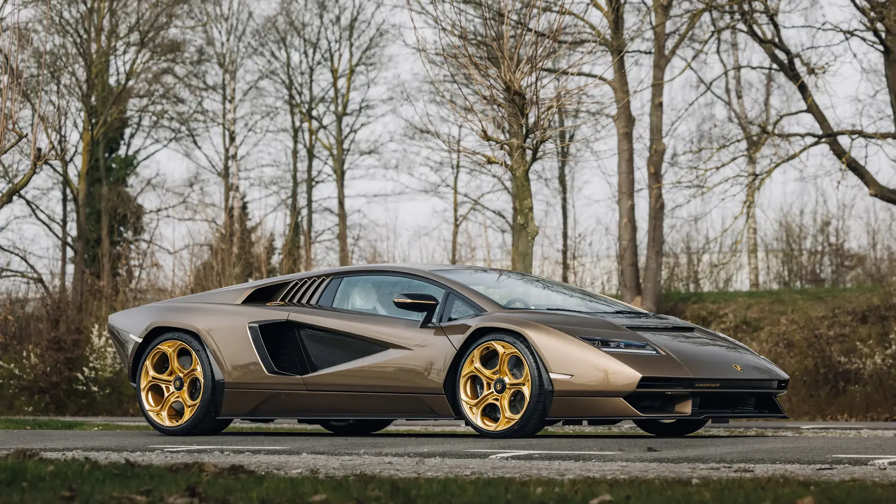 2022 Lamborghini Countach LPI 800-4