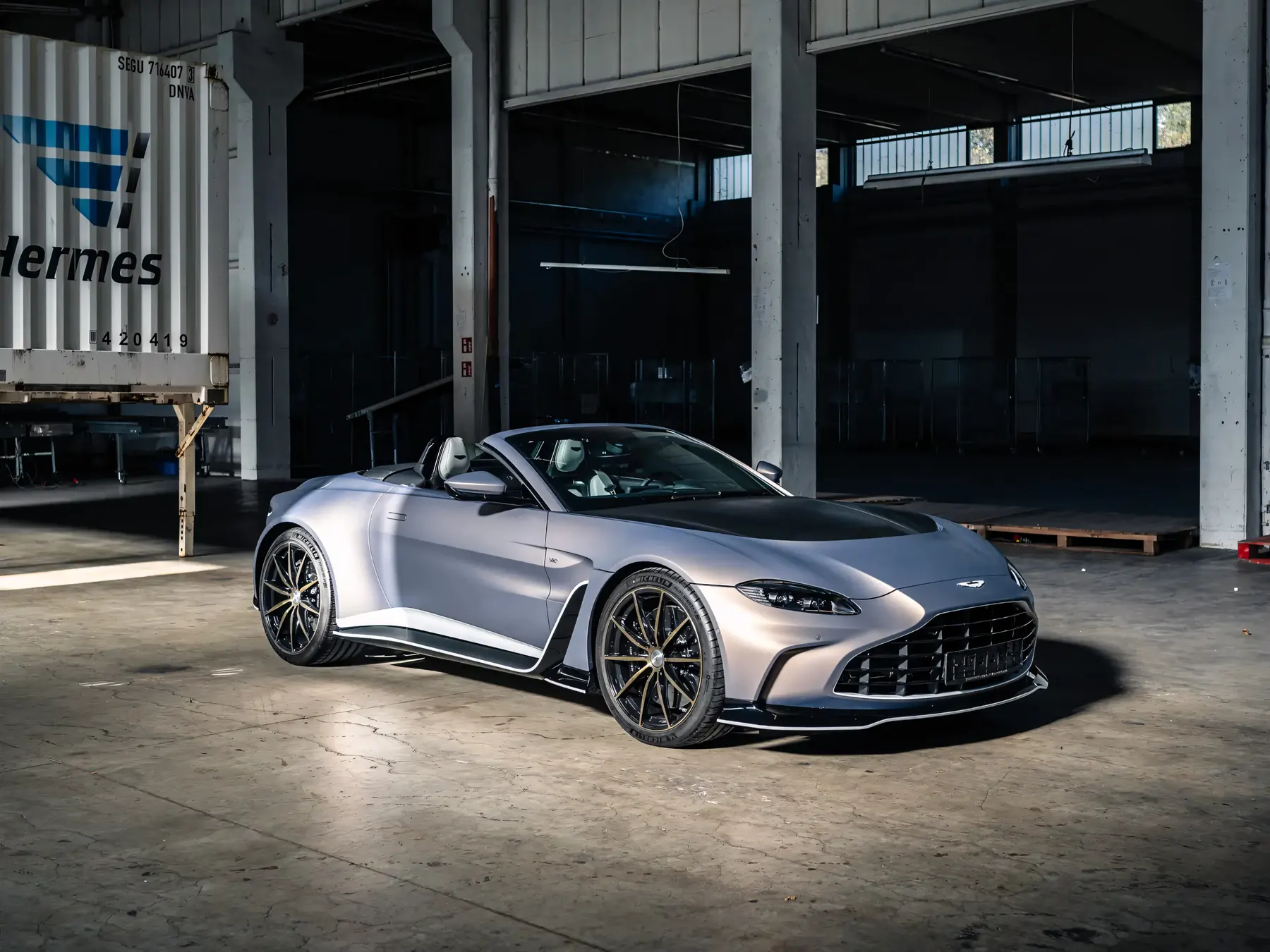 2023 Aston Martin V12 Vantage Roadster