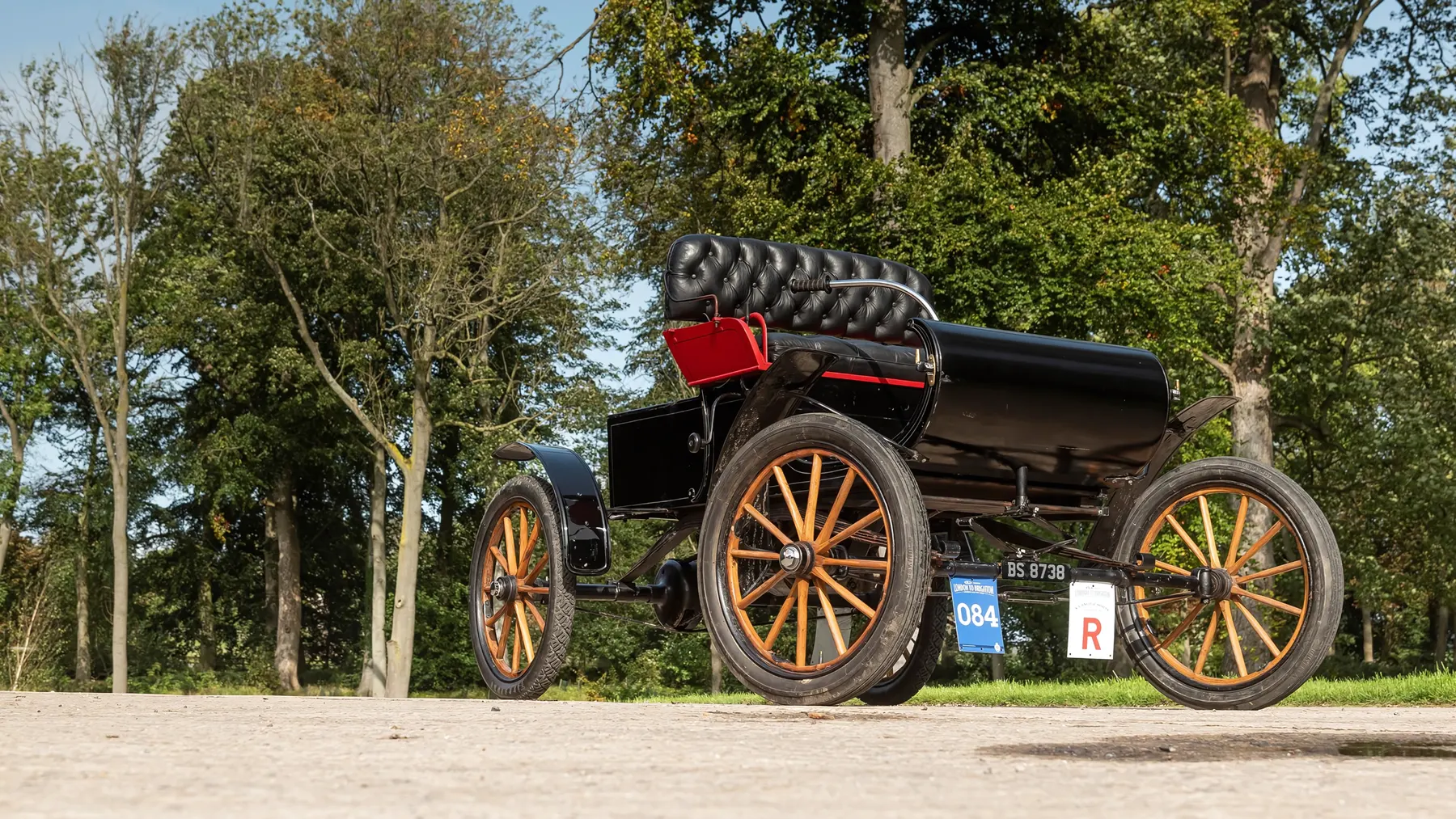 1902 Oldsmobile Model R 'Curved-Dash' Runabout - photo 1