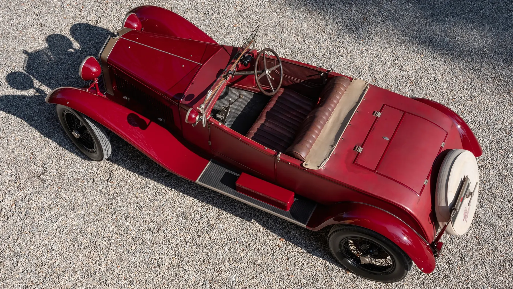 1929 Alfa Romeo 6C 1500 Sport Tourer Series II in the style of James Young - photo 4