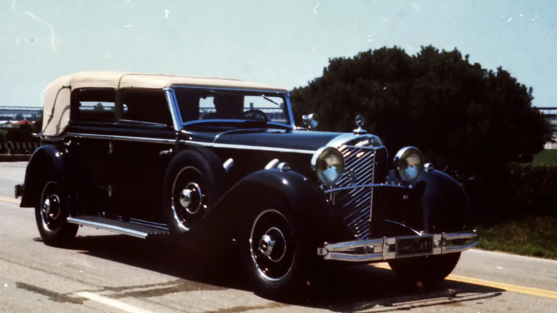 1930 Mercedes-Benz 770 K Pullman Cabriolet by Voll & Ruhrbeck - photo 1