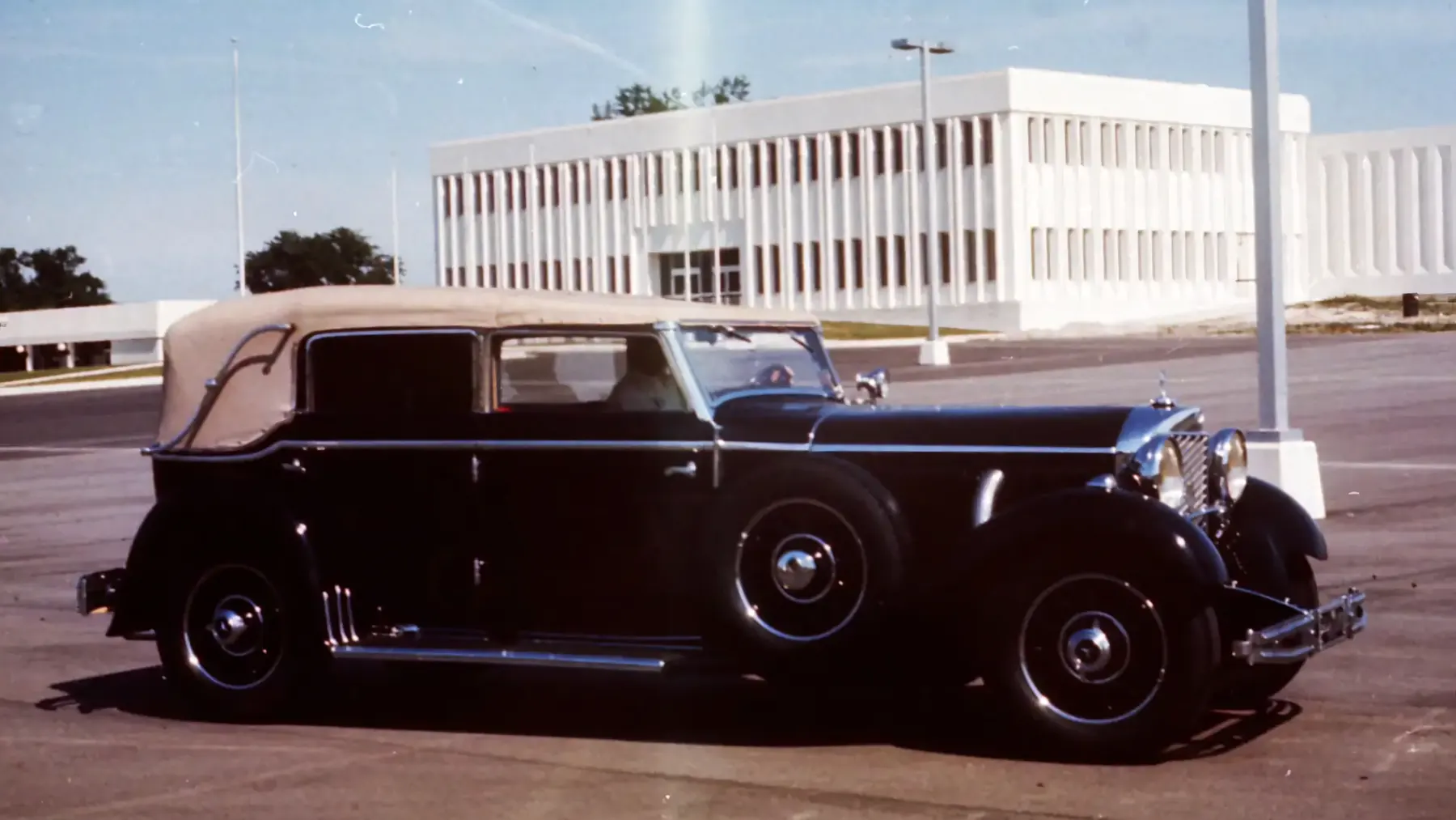 1930 Mercedes-Benz 770 K Pullman Cabriolet by Voll & Ruhrbeck - photo 4