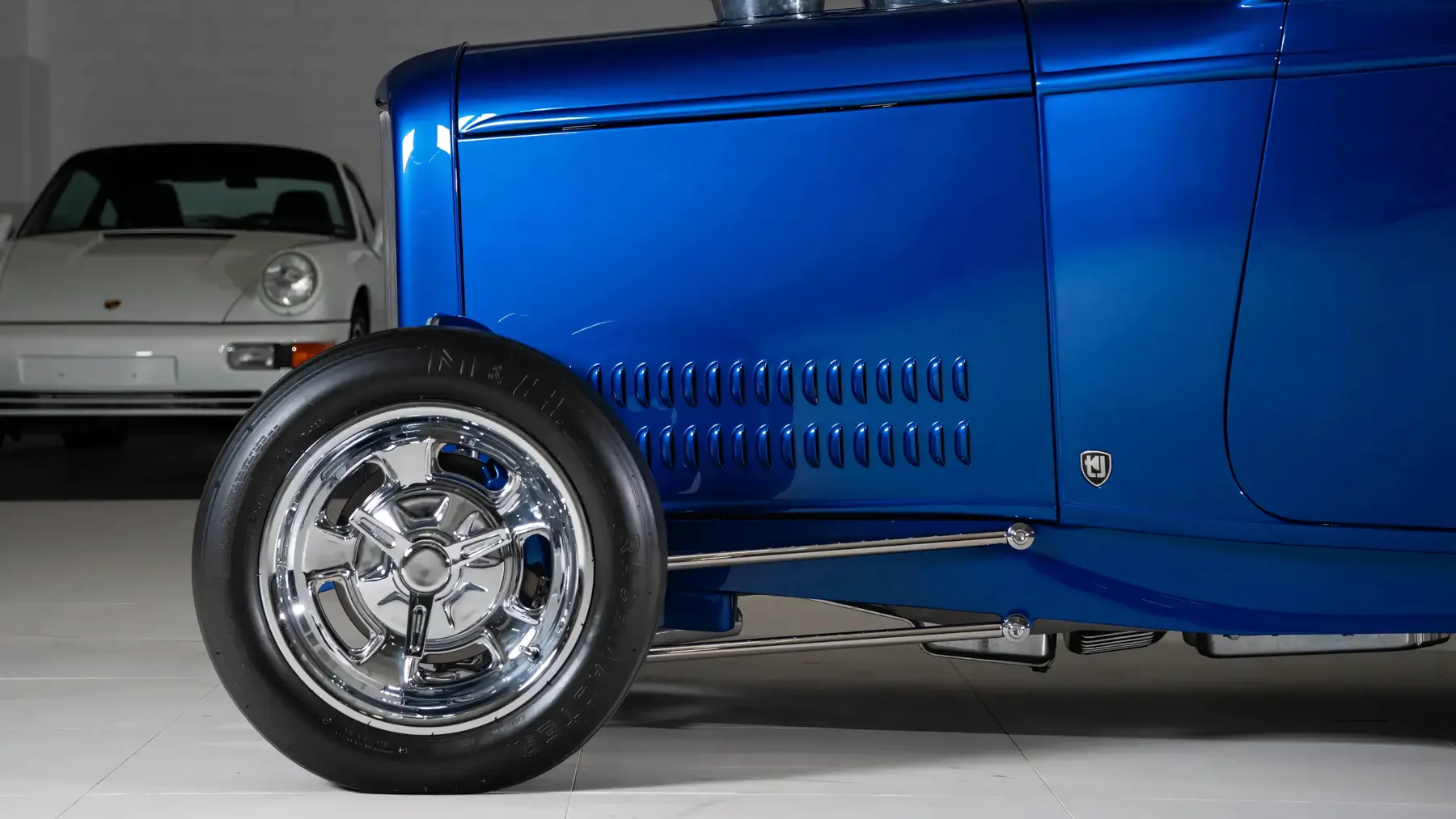 1932 Ford Model 18 Two-Door Coupe Custom - photo 3