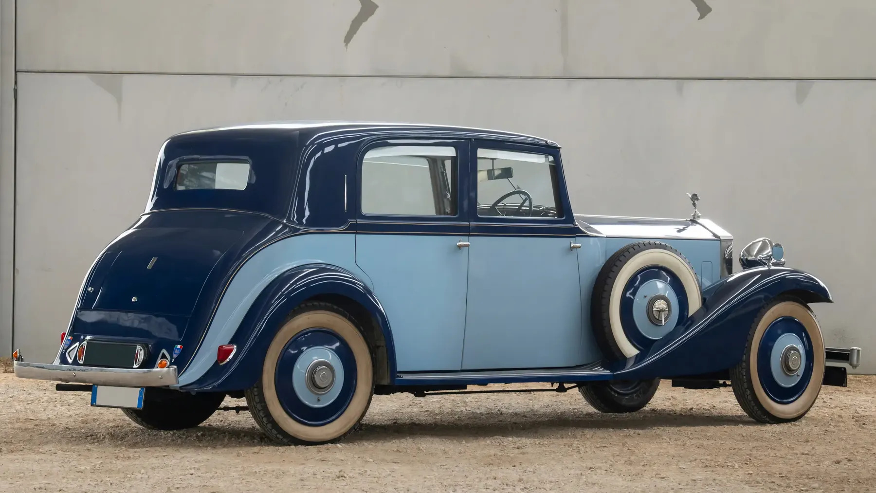 1933 Rolls-Royce 20/25 Saloon by Hooper - photo 1