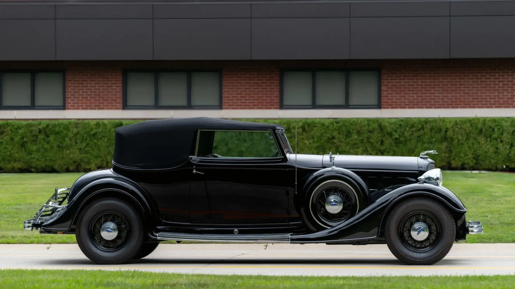 1934 Lincoln Model KB Convertible Victoria by Brunn - photo 6