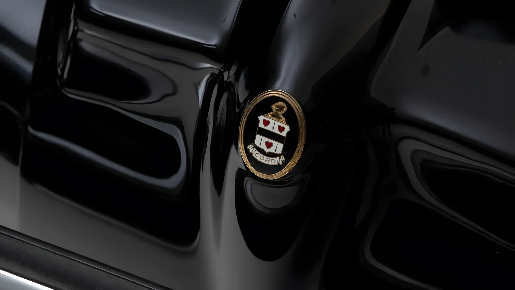 1936 Cord 810 Cabriolet - photo 1