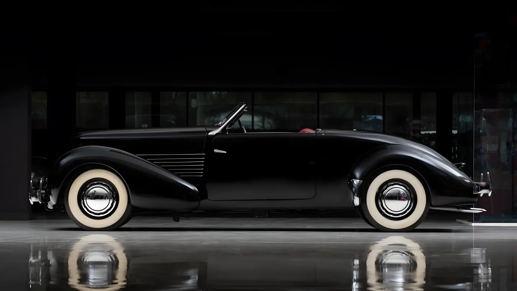1936 Cord 810 Cabriolet - photo 4