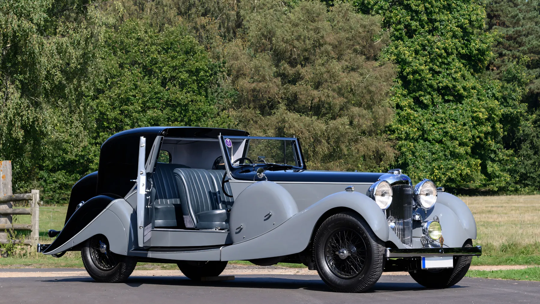 1936 Lagonda LG45 Coupé de Ville Sedanca by Mayfair - photo 3