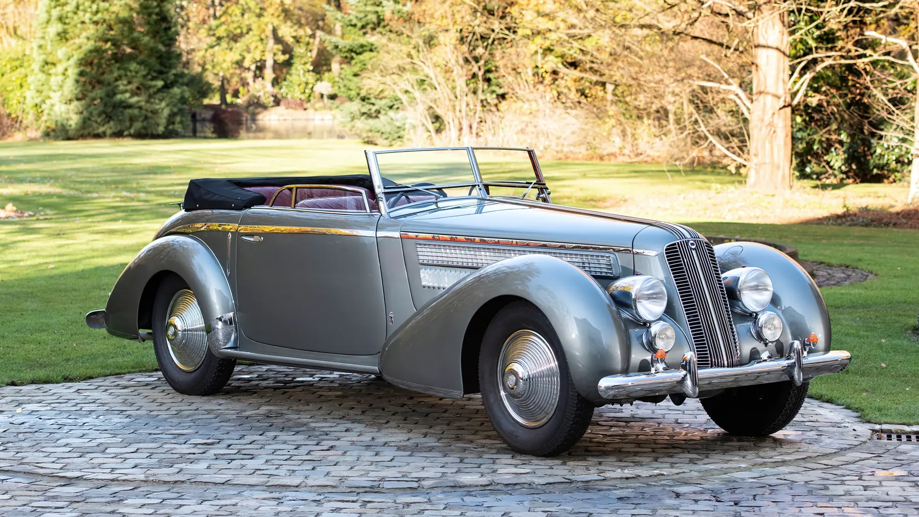 1936 Lancia Astura Cabriolet Series III 'Tipo Bocca' by Pinin Farina - photo 2