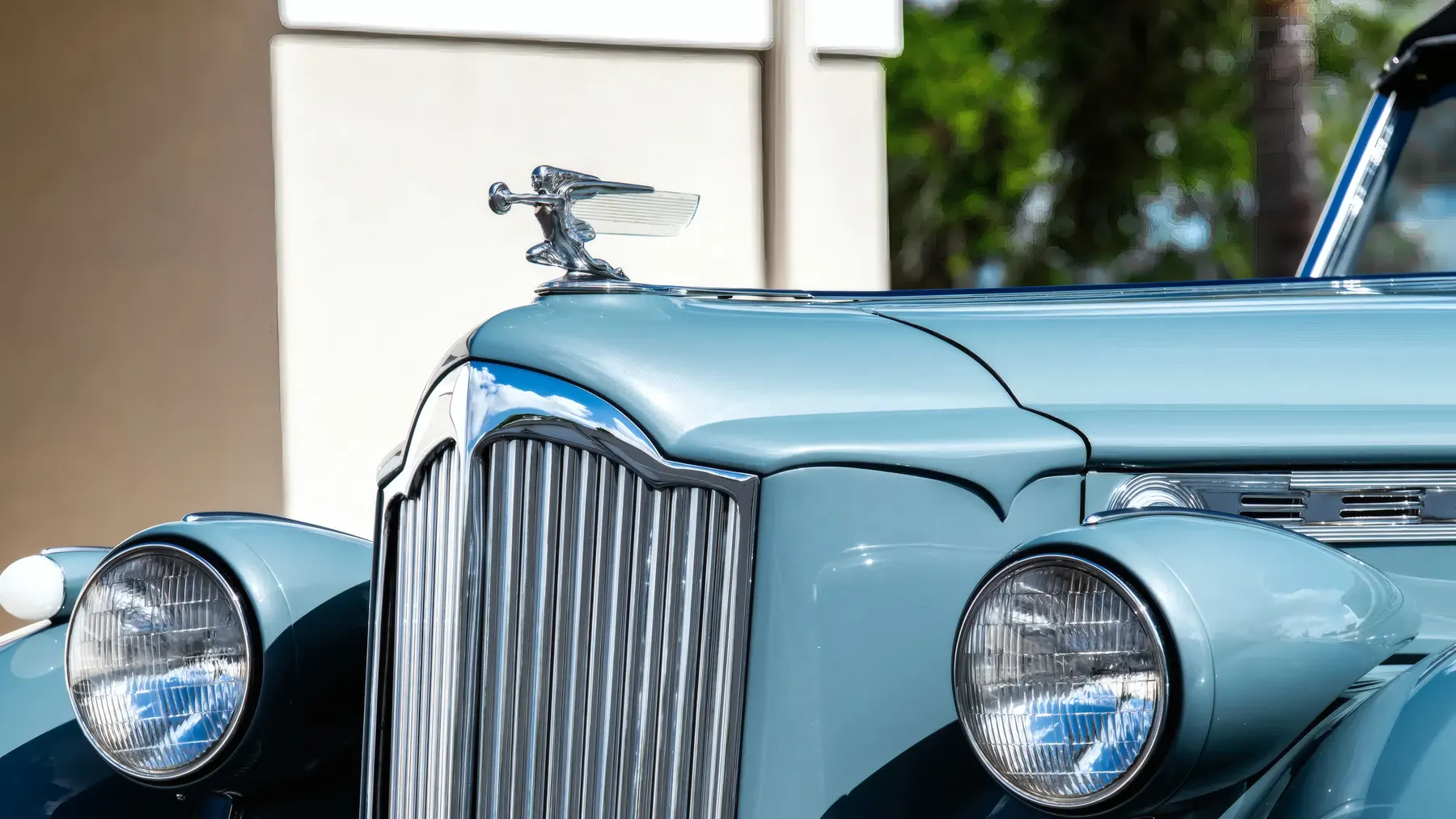 1940 Packard Custom Super Eight One-Eighty Convertible Sedan by Darrin - photo 4