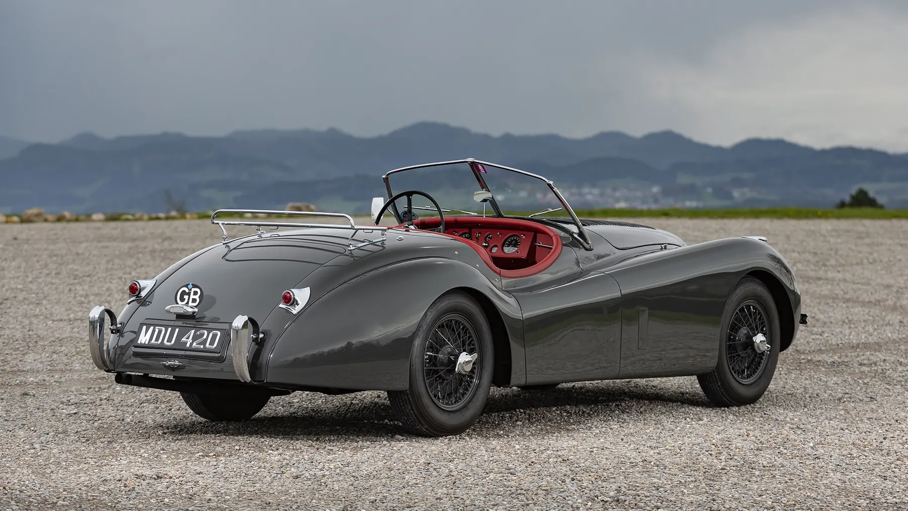 1952 Jaguar XK 120 Roadster - photo 3