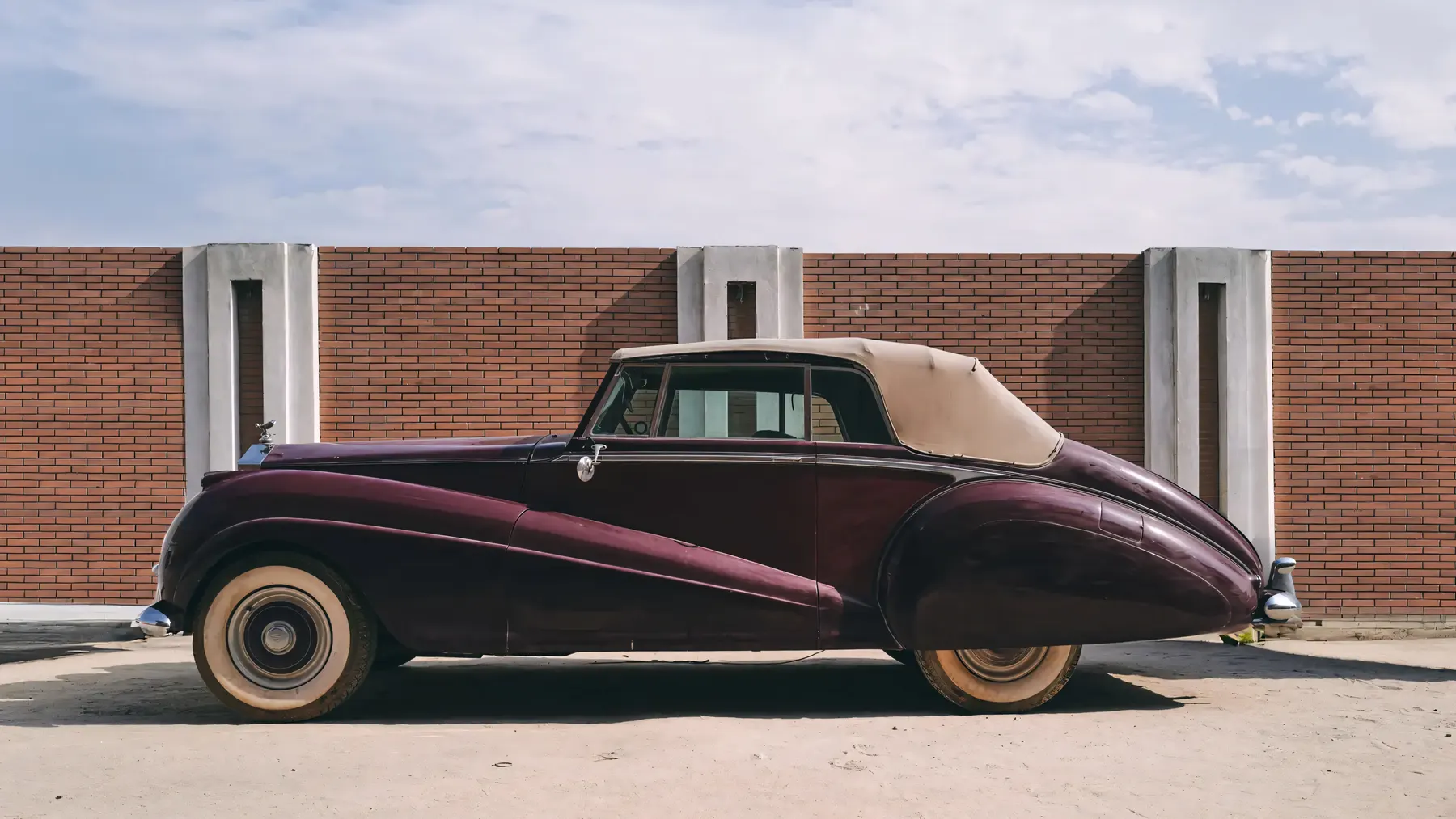 1953 Rolls-Royce Silver Dawn Drophead Coupé by Park Ward - photo 2