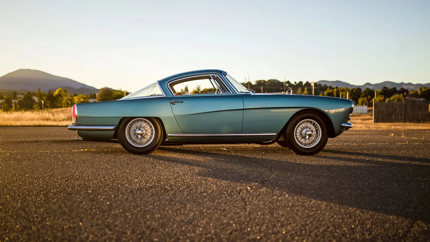 1954 Aston Martin DB2/4 Coupe by Bertone - photo 4