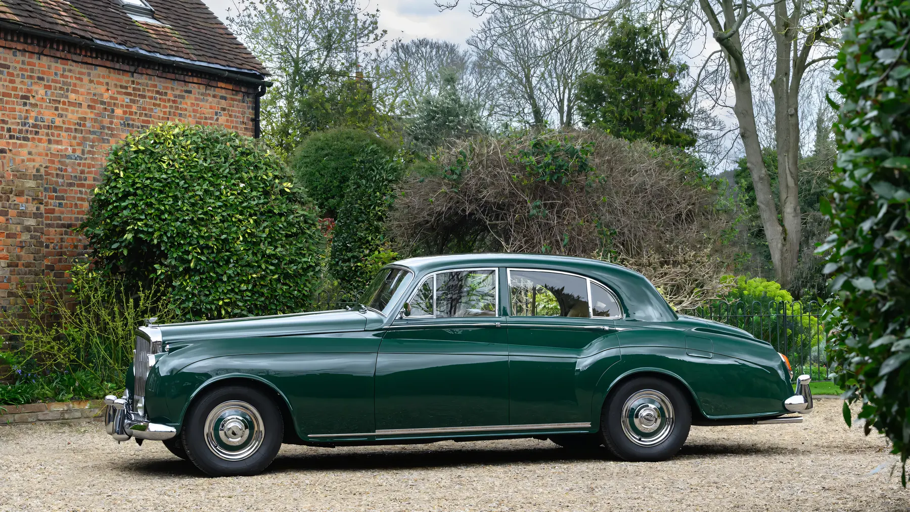 1956 Bentley S1 Saloon by James Young - photo 2