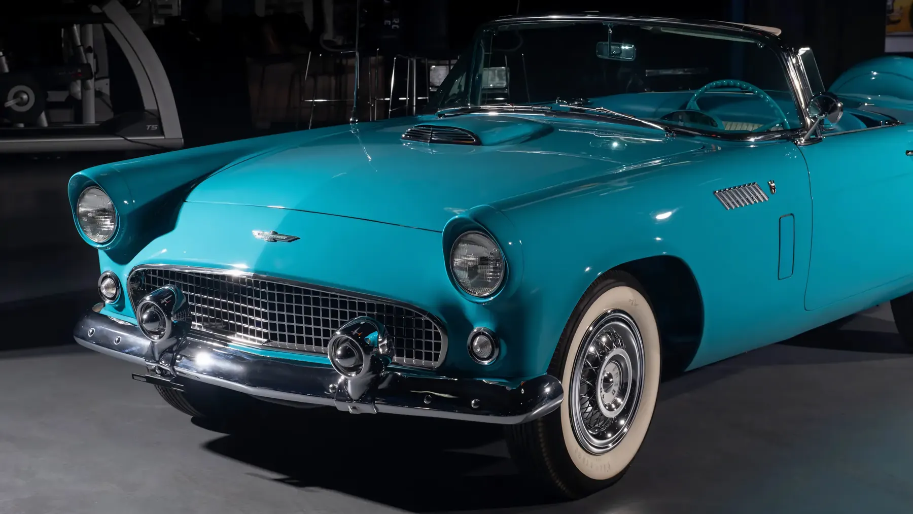 1956 Ford Thunderbird - photo 1