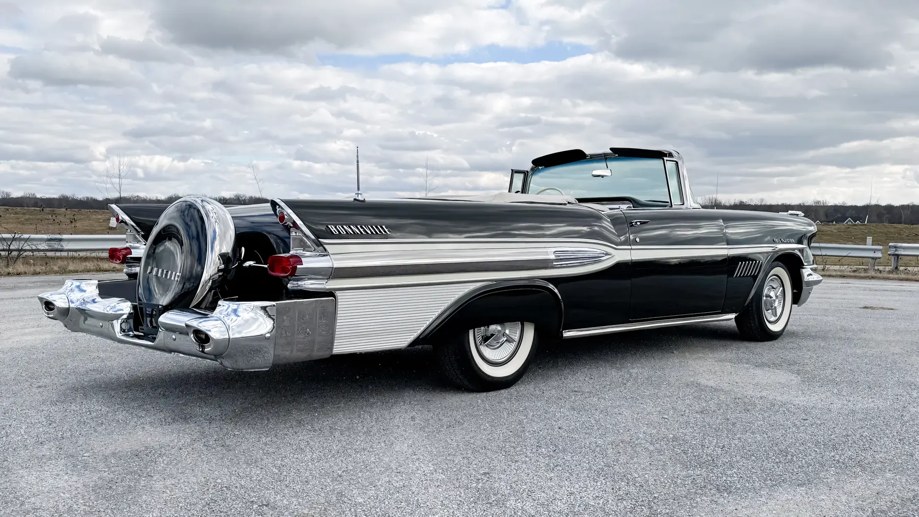 1957 Pontiac Star Chief Custom Bonneville - photo 1