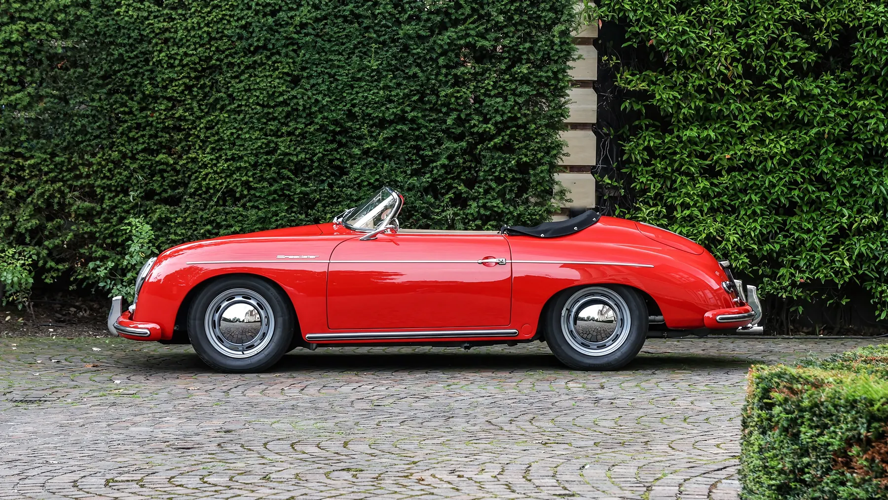 1957 Porsche 356 A 1600 Speedster by Reutter - photo 1