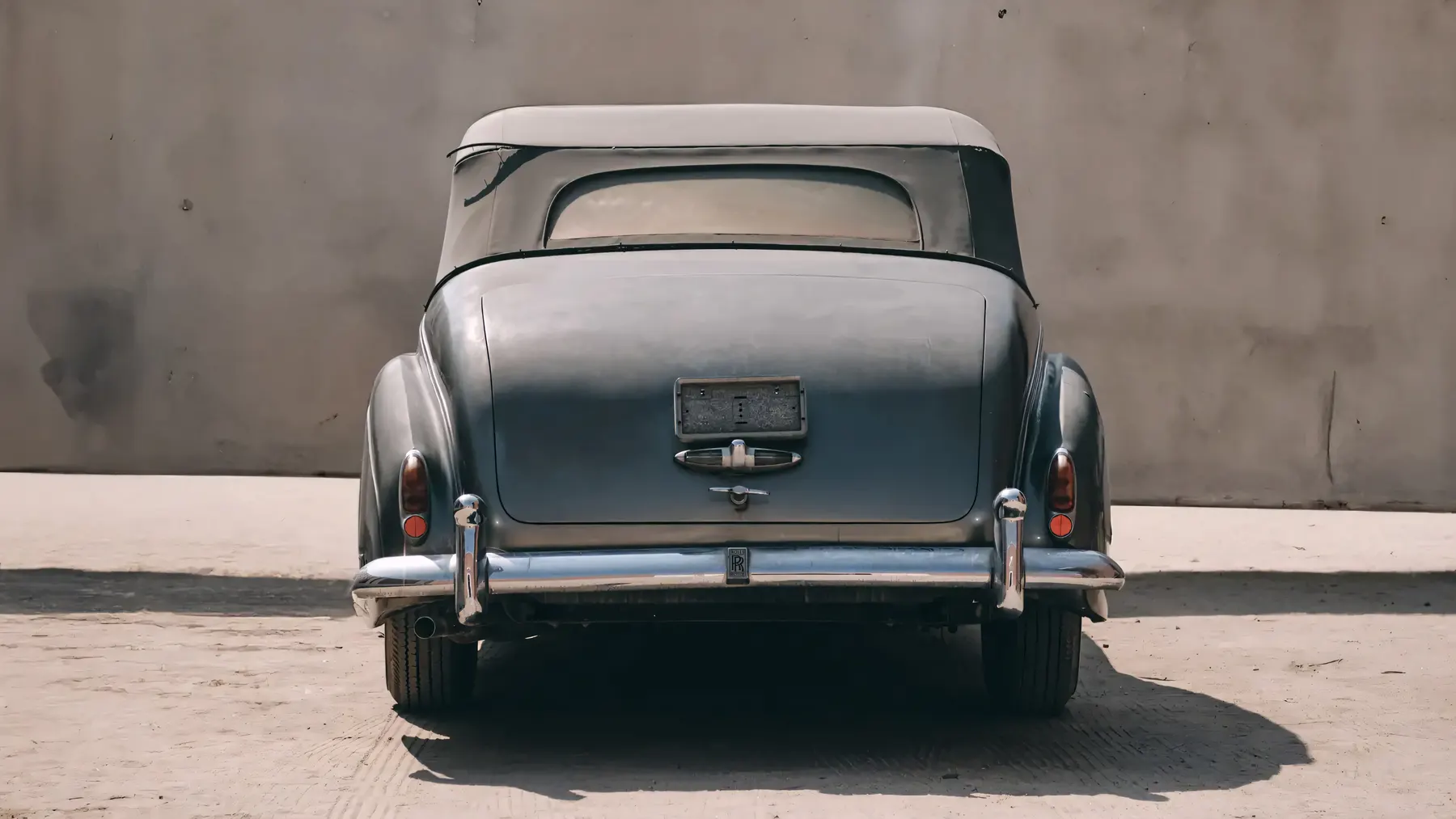1957 Rolls-Royce Silver Wraith Drophead Coupé by Park Ward - photo 2