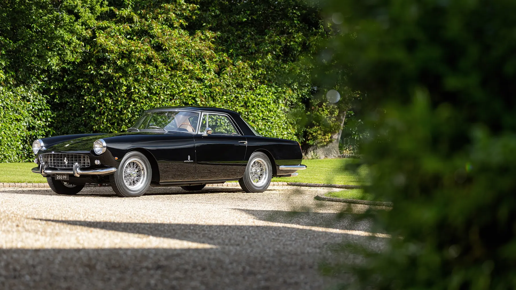 1960 Ferrari 250 GT Coupé Series II by Pinin Farina - photo 2