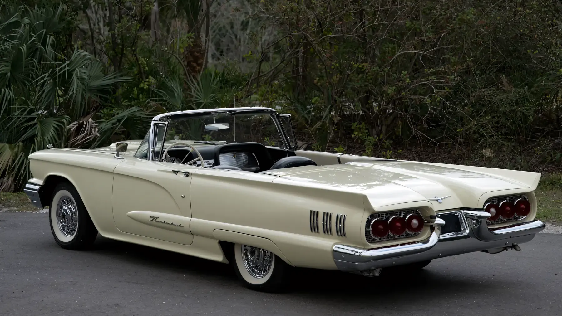 1960 Ford Thunderbird Convertible - photo 5
