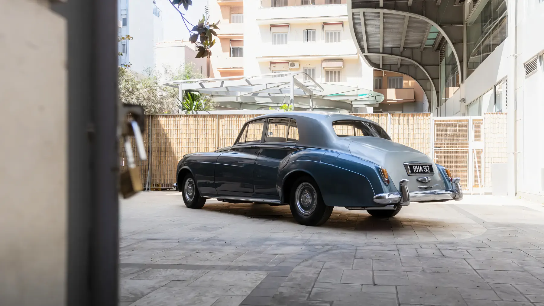 1961 Bentley S2 Saloon - photo 1