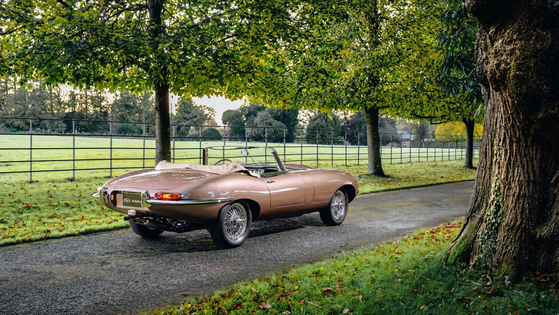 1962 Jaguar E-Type Series 1 3.8-Litre Roadster - photo 6
