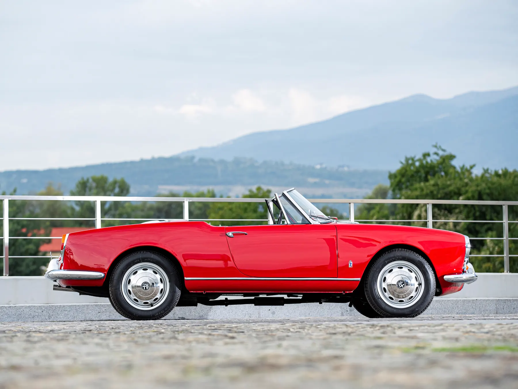 1963 Alfa Romeo Giulia 1600 Spider - photo 1