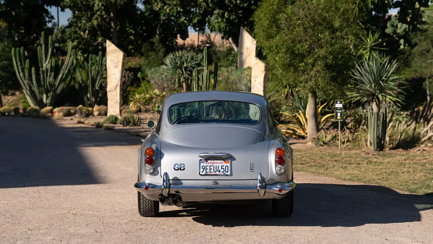 1965 Aston Martin DB5 Coupe - photo 3