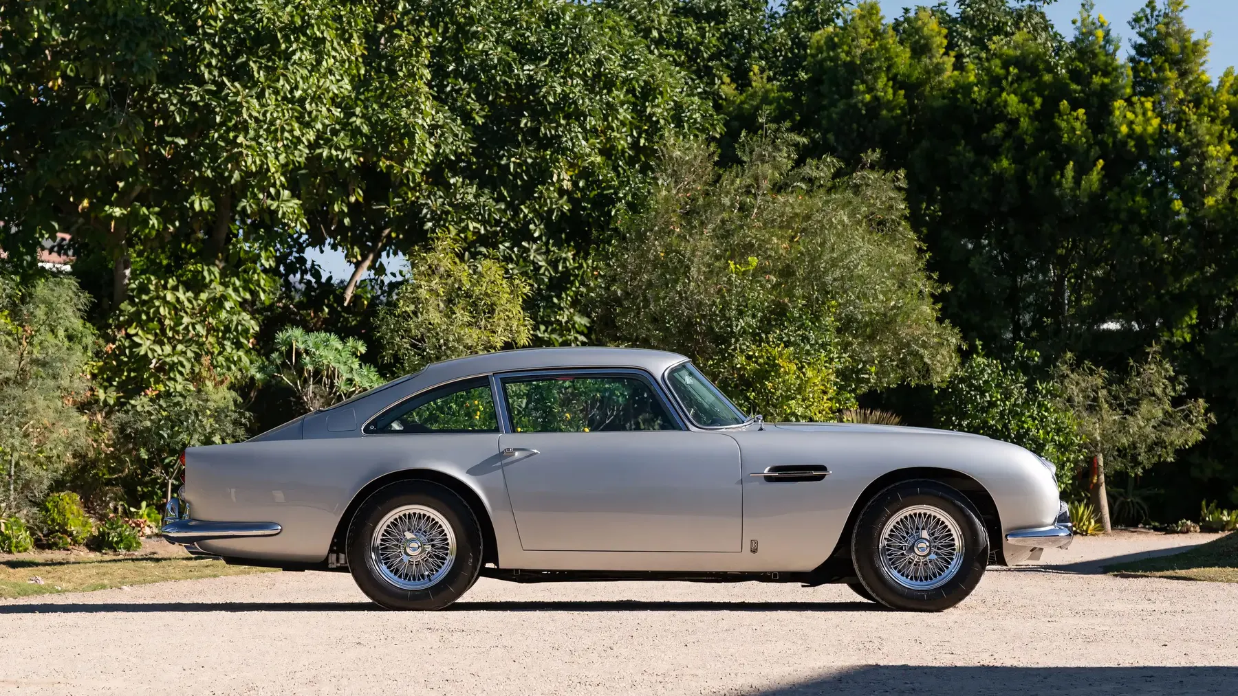 1965 Aston Martin DB5 Coupe - photo 4