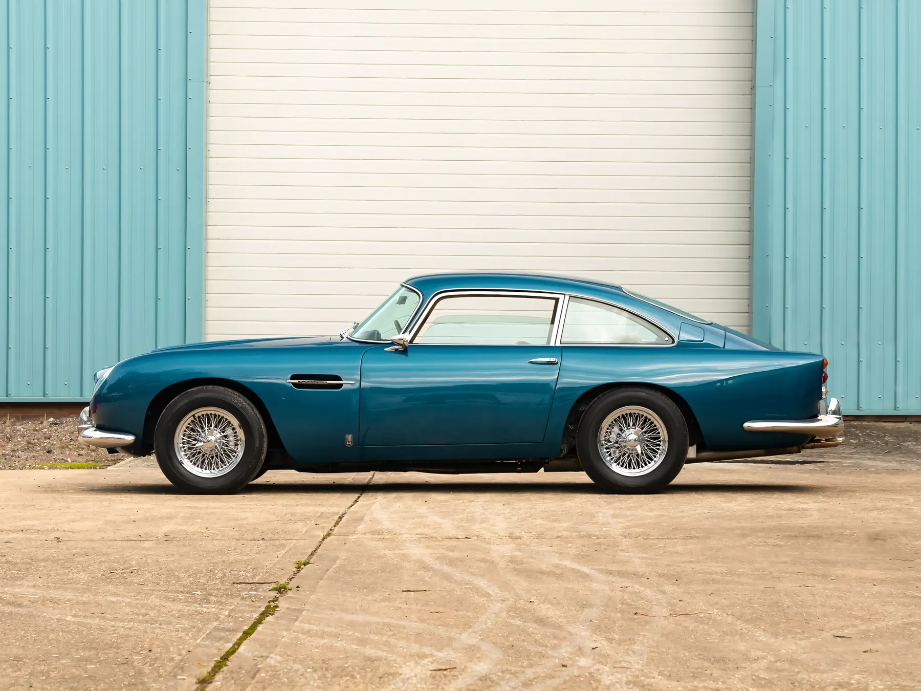 1965 Aston Martin DB5 Vantage - photo 4