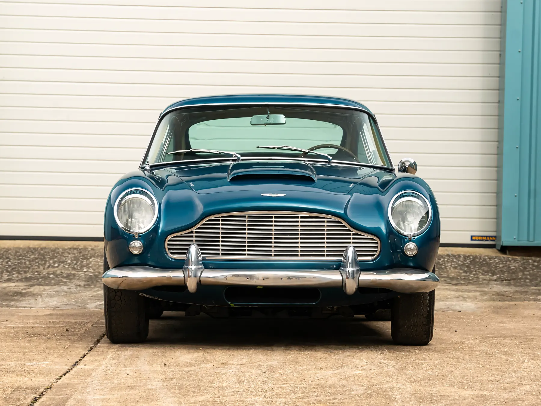 1965 Aston Martin DB5 Vantage - photo 2