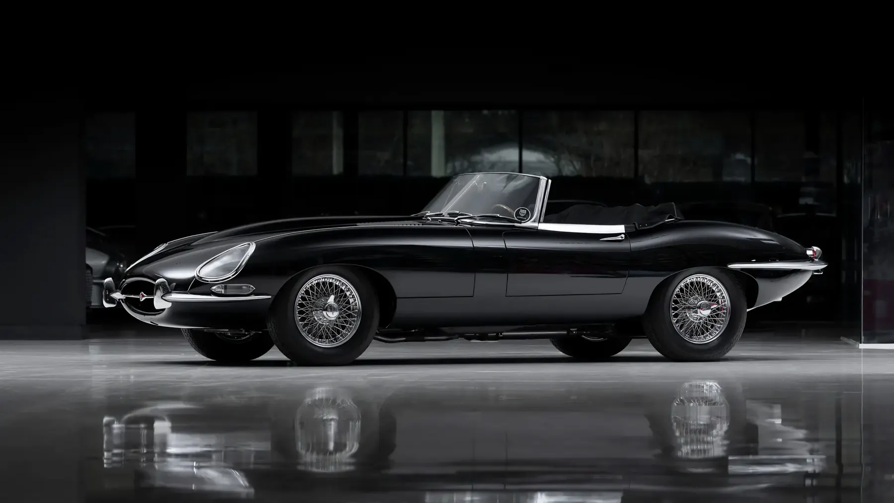 1966 Jaguar E-Type Series 1 4.2-Litre Roadster - photo 4