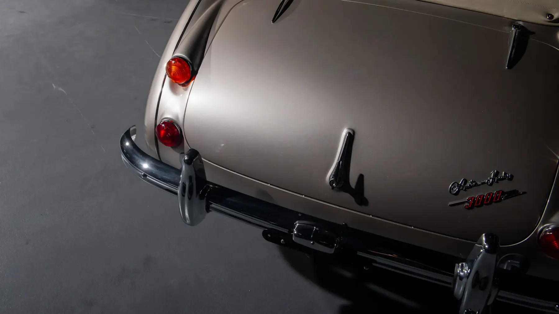 1967 Austin-Healey 3000 Mk III BJ8 - photo 3
