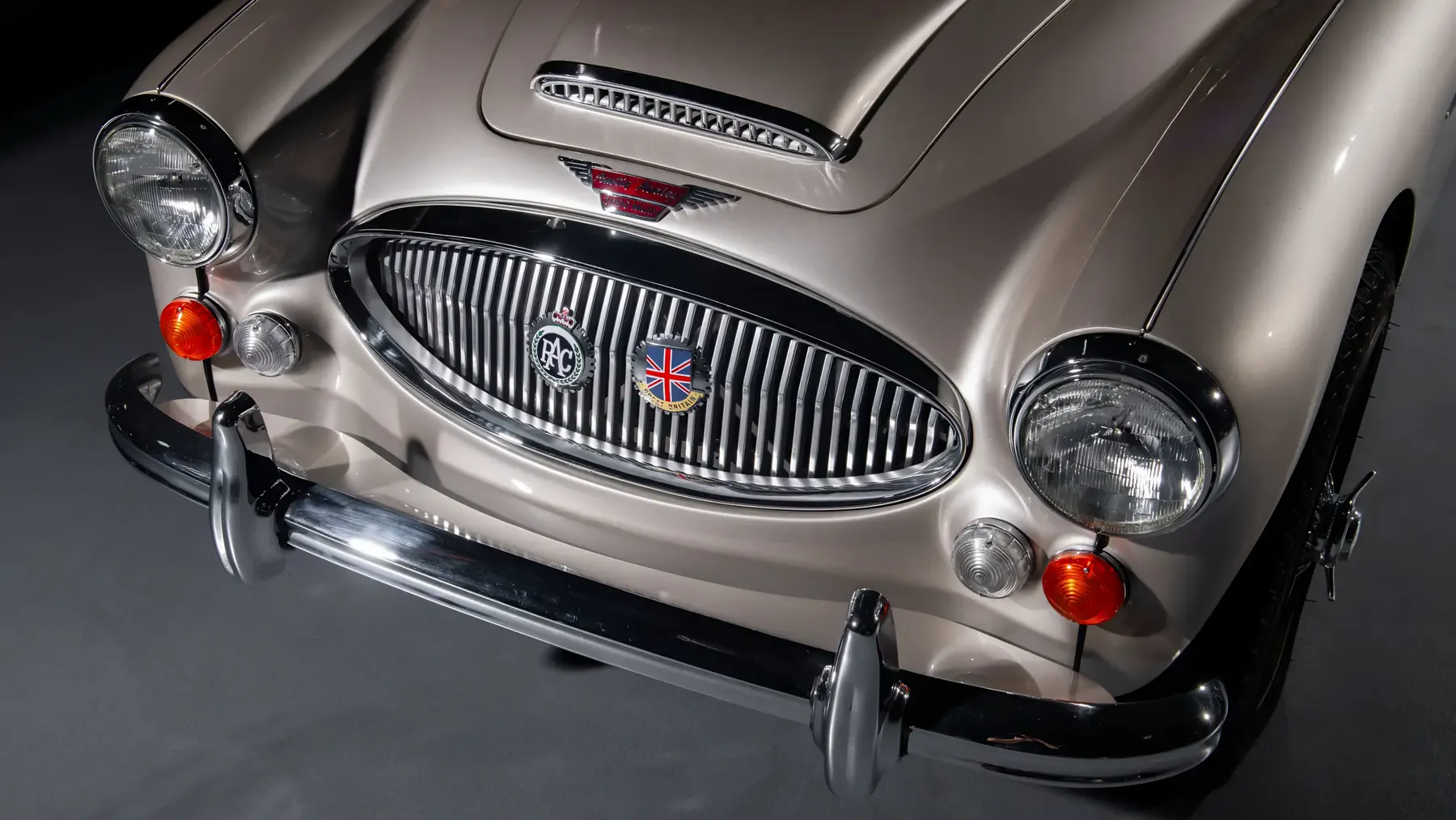 1967 Austin-Healey 3000 Mk III BJ8 - photo 2