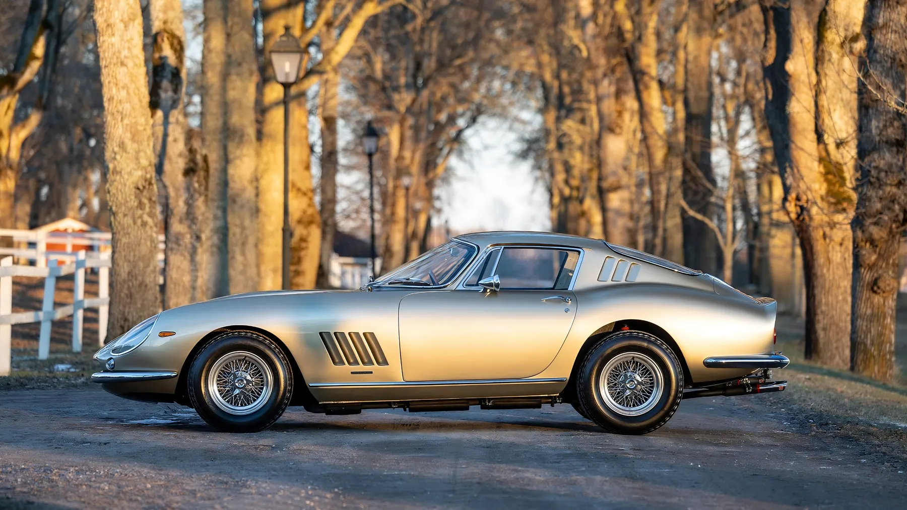 1967 Ferrari 275 GTB/4 by Scaglietti - photo 2