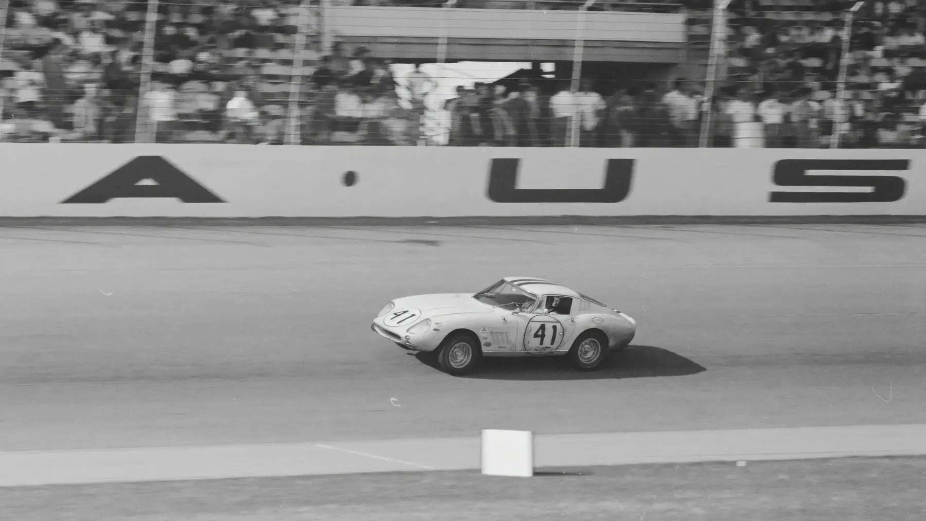 1967 Ferrari 275 GTB/4 NART Alloy by Scaglietti - photo 2