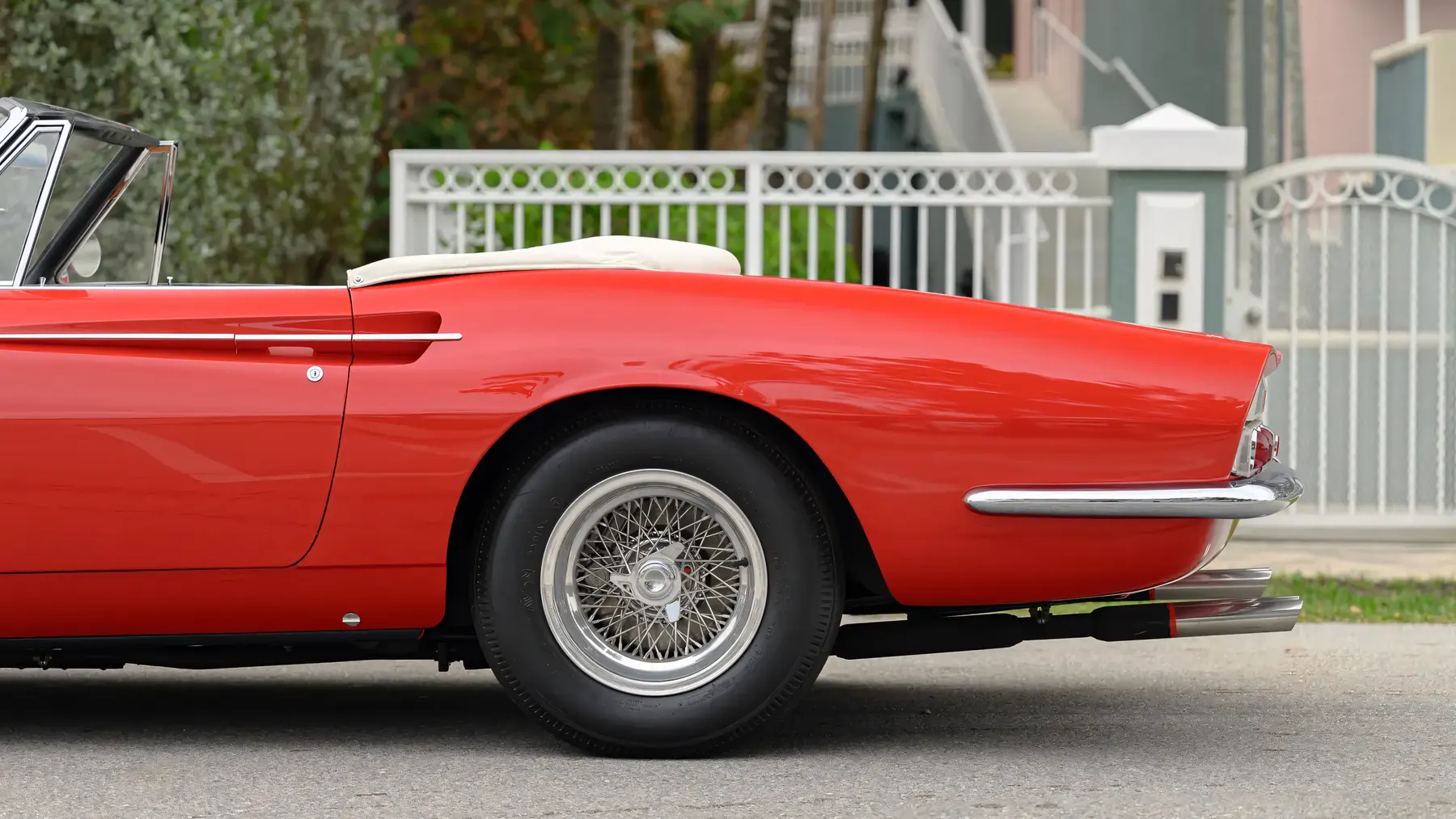 1967 Ferrari 365 California Spyder by Pininfarina - photo 3