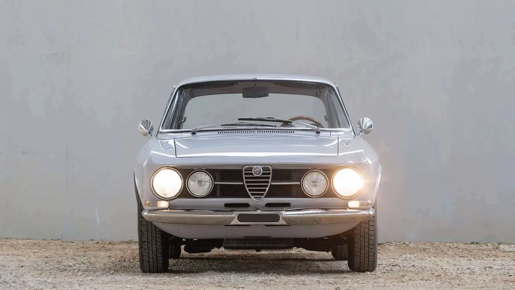 1969 Alfa Romeo 1750 GTV - photo 5
