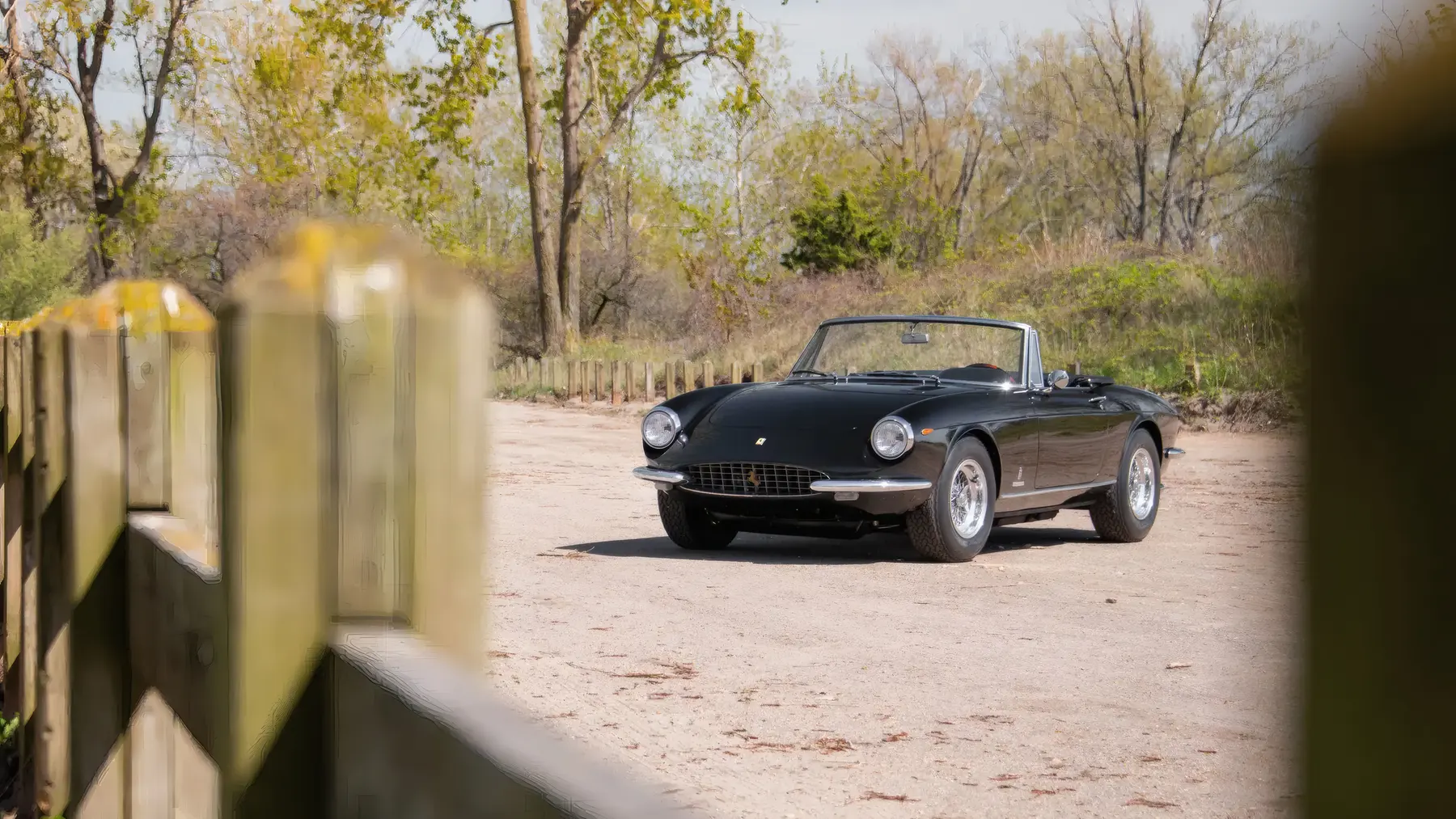 1969 Ferrari 365 GTS by Pininfarina - photo 1