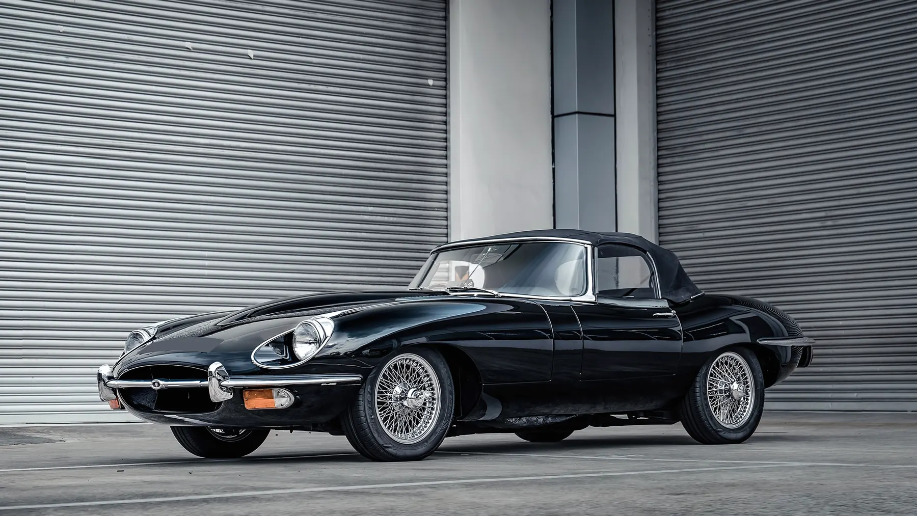 1969 Jaguar E-Type Series 2 4.2-Litre Roadster - photo 2
