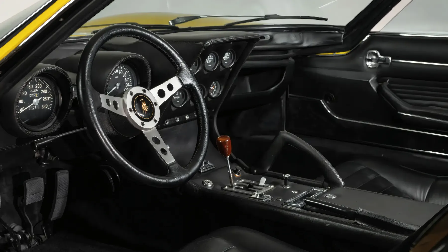 1969 Lamborghini Miura P400 S by Bertone - photo 2