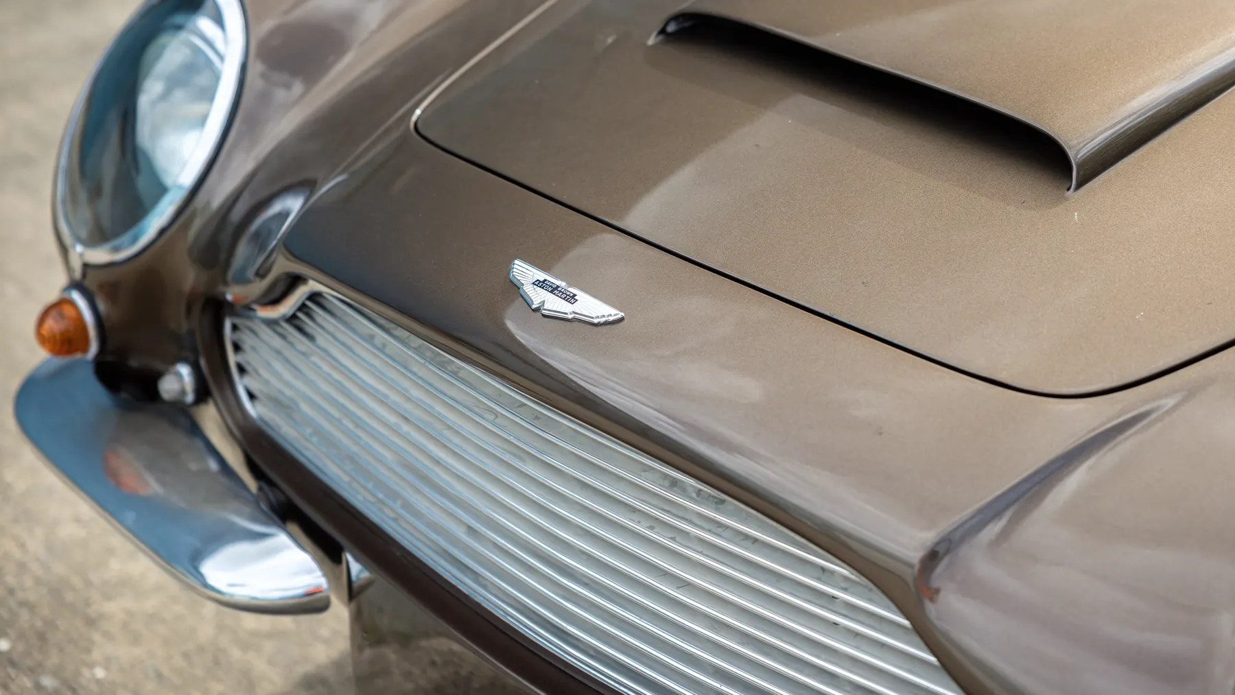 1970 Aston Martin DB6 Mk 2 Vantage - photo 5