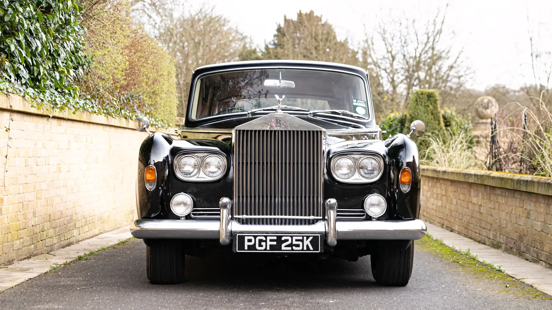 1972 Rolls-Royce Phantom VI Limousine by Mulliner Park Ward - photo 5