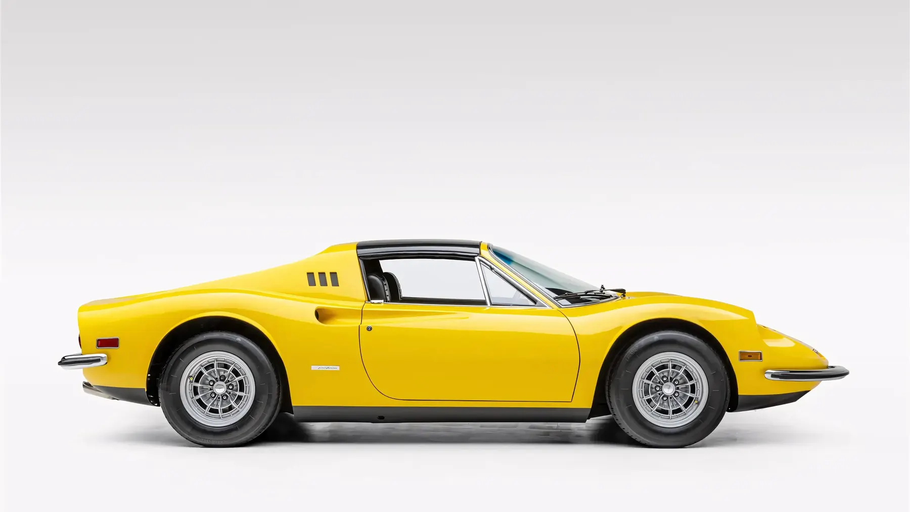 1973 Ferrari Dino 246 GTS 'Chairs & Flares' - photo 3