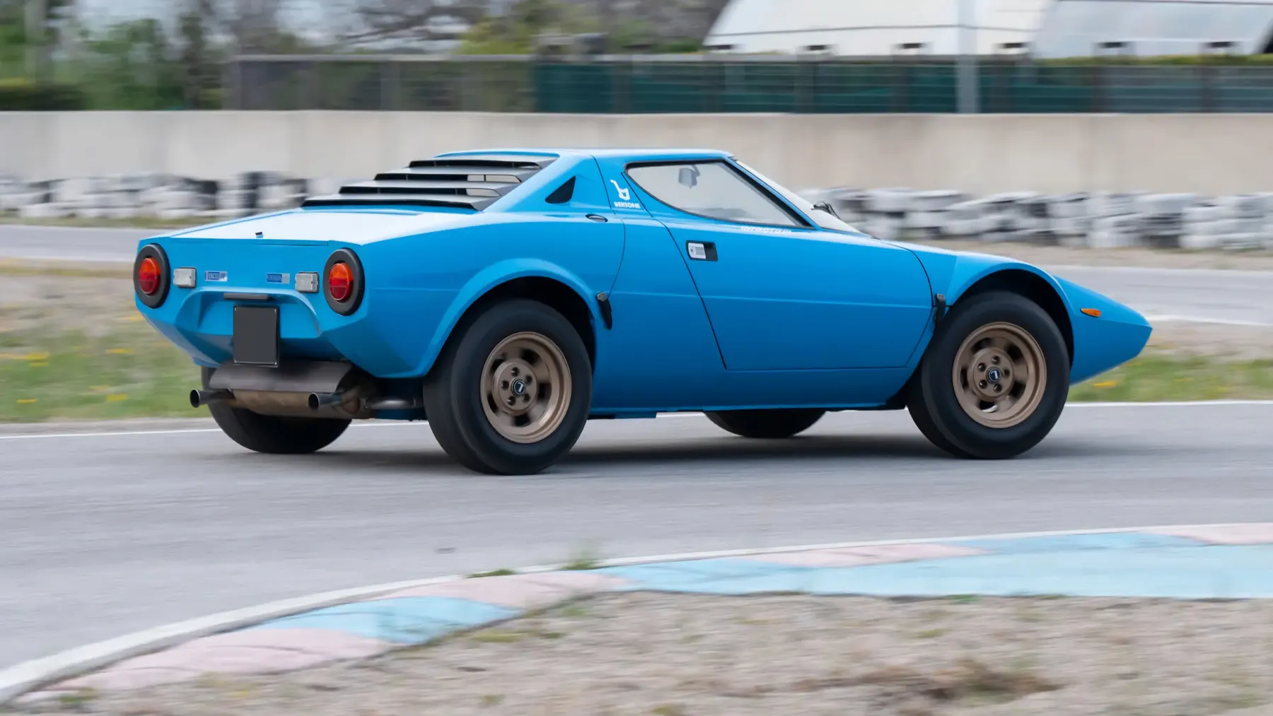 1975 Lancia Stratos HF Stradale by Bertone - photo 4
